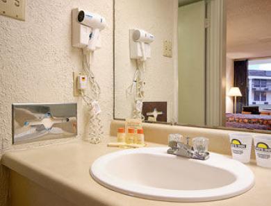Sikeston Inn Room photo